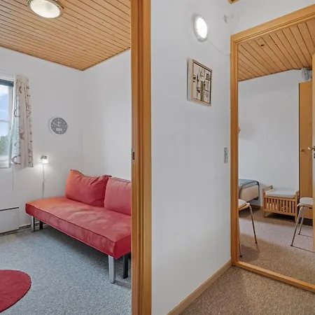 Benthe - 100m To The Fjord By Interhome