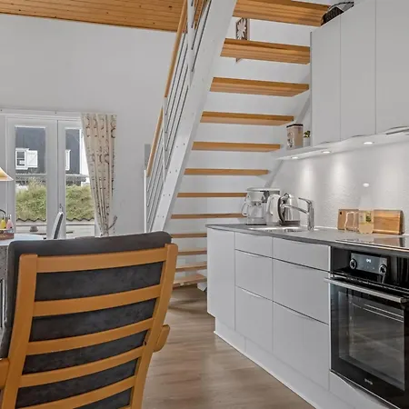 Apartment Benthe - 100m To The Fjord By Interhome