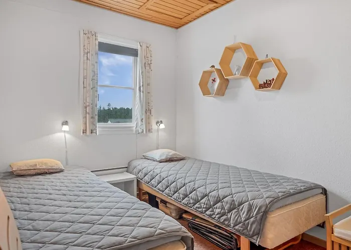 Benthe - 100m To The Fjord By Interhome *